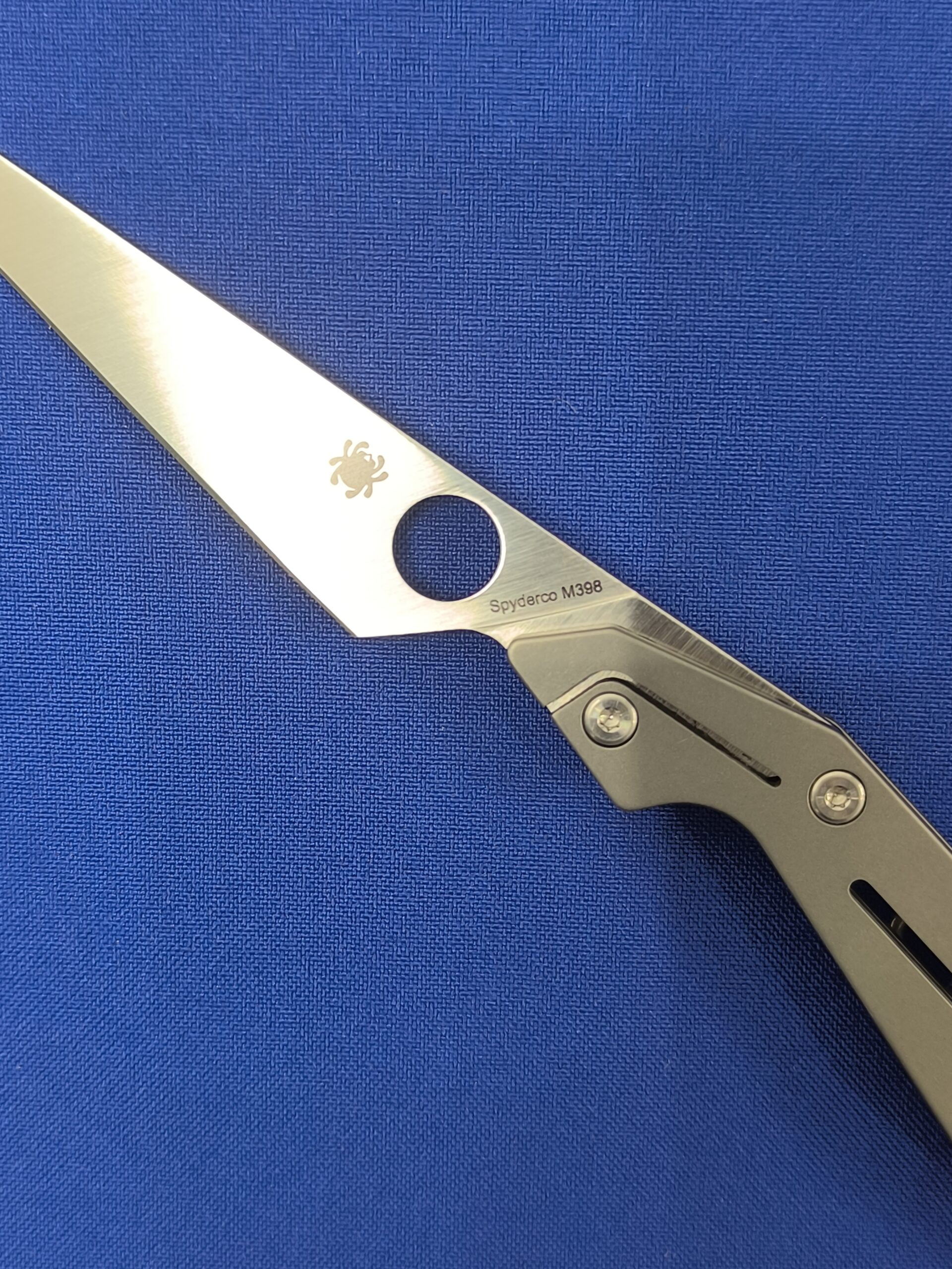 Складной нож Spyderco C270 TIP, NAND TITANIUM, сталь M398