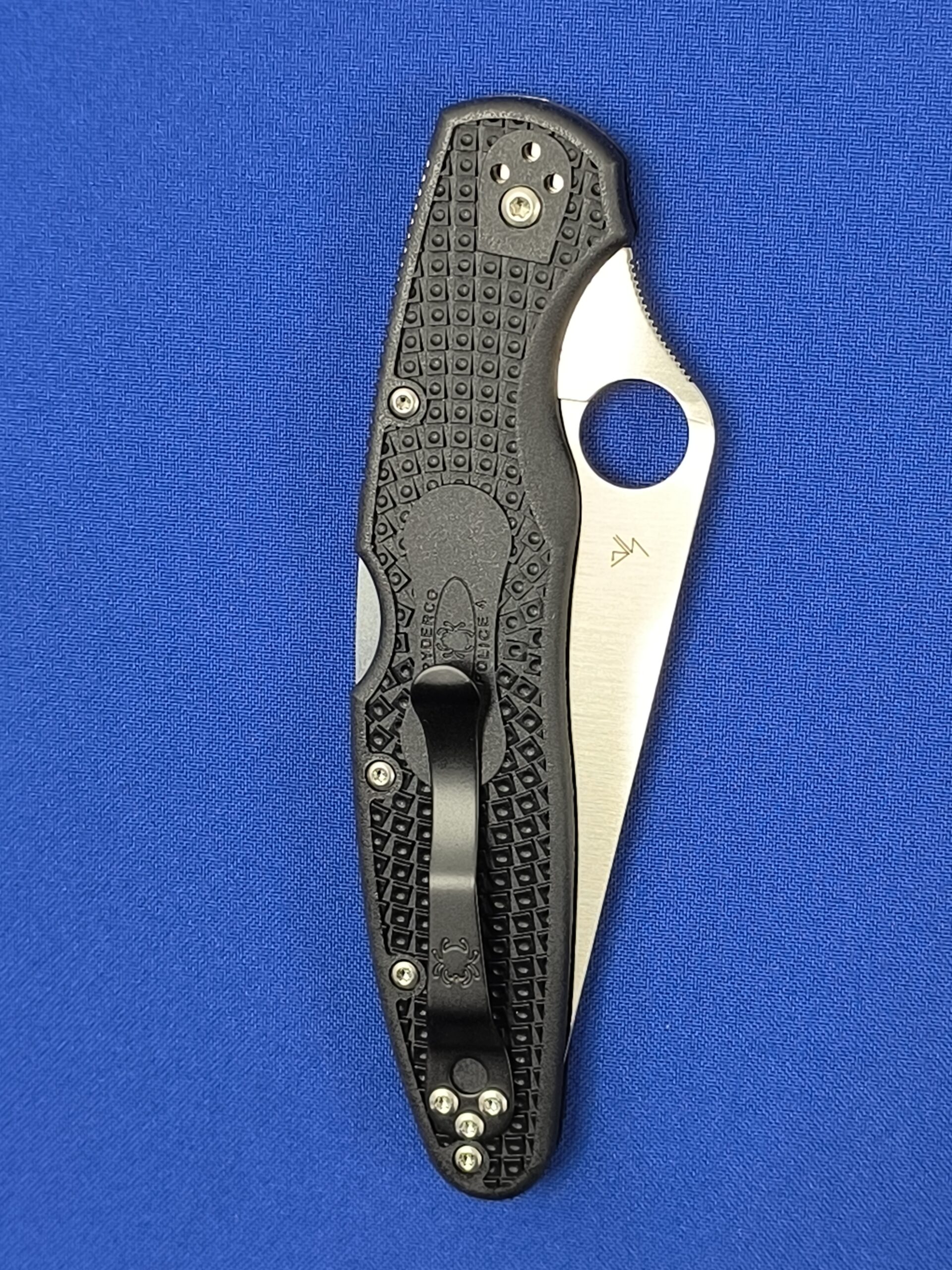 Складной нож Spyderco C07 PBK4, POLICE 4 BK FRN, сталь VG-10