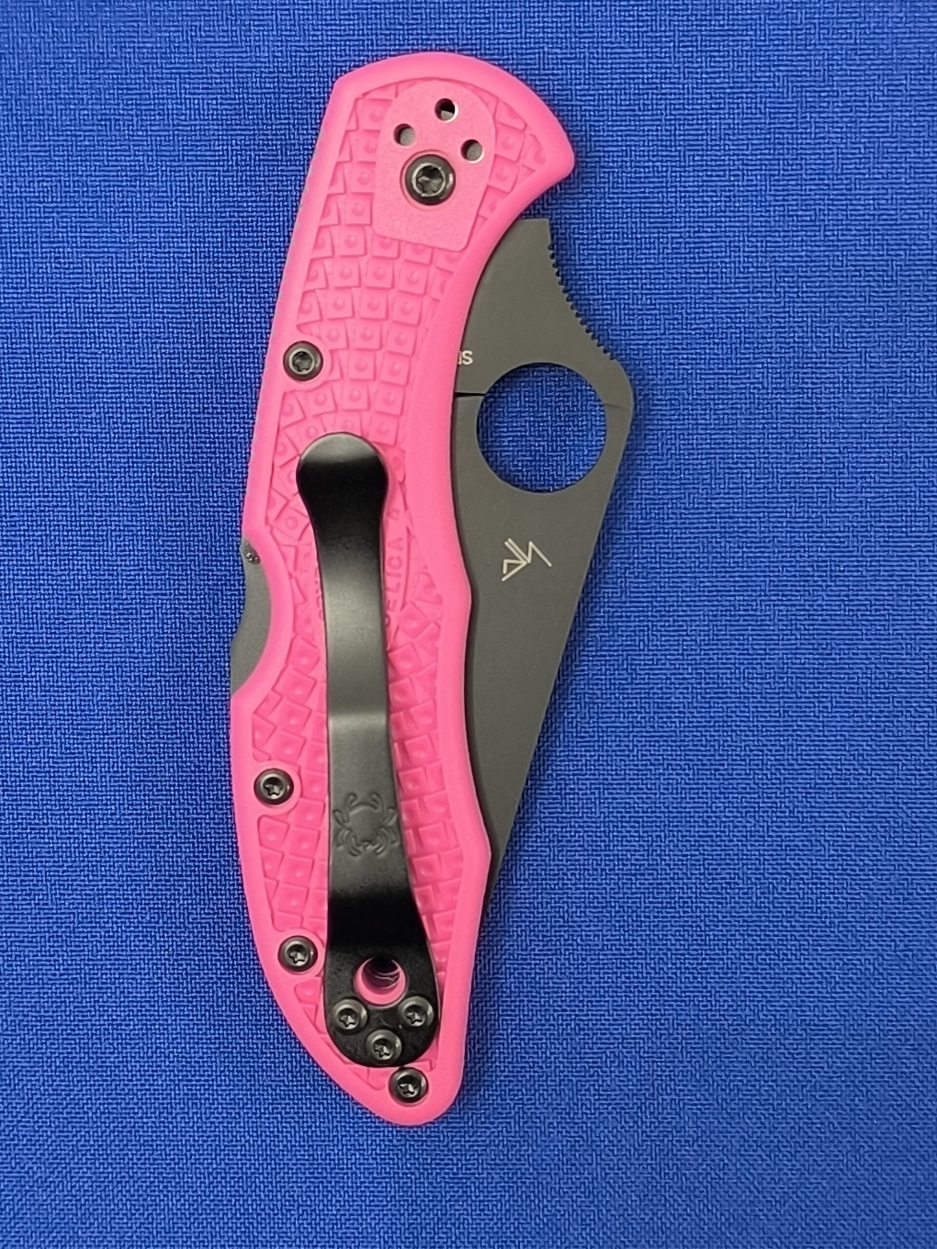 Складной нож Spyderco C11 FPPNS30VBK, DELICA 4 PN FRN BK, сталь S-30V